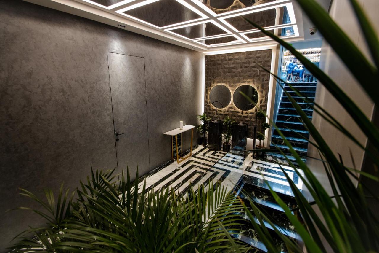 The Crown Boutique Hotel & Spa Tirana Zewnętrze zdjęcie